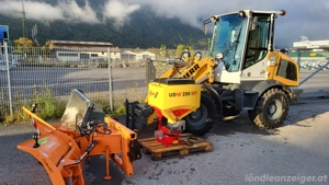 Liebherr Radlader 507 Komplettausrüstung mit Winterdienstausrüstung Bild 3