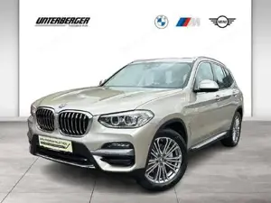 BMW X3 xDrive30e Luxury Line // Head-Up // elektr. Sitze // Panorama-Glasdach