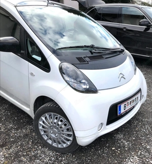 Citro n C-Zero 16kWh High Line SUV   kompakter Elektro-Kleinwagen