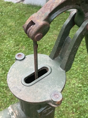 Golgenpumpe od, Schwengelpumpe od. Gartenpumpe, Gusseisen Bild 3