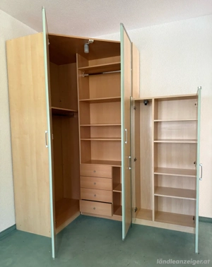 Eck-Schrank