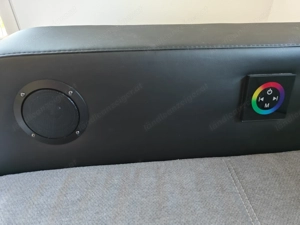 gemütliche Couch mit LED Beleuchtung + Soundsystem Preis verhandelbar Bild 2