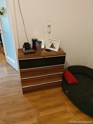 Braune Kommode 