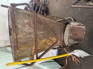 Betonkübel für Kran oder Bagger