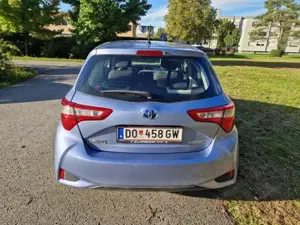 Toyota Yaris Active Hybrid 1,5 Bild 7