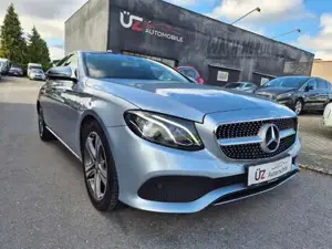 Mercedes-Benz E 220 Bild 4