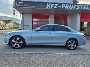 Mercedes-Benz E 220 Bild 11