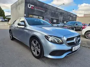 Mercedes-Benz E 220 Bild 2