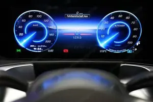 Mercedes-Benz EQB Bild 4