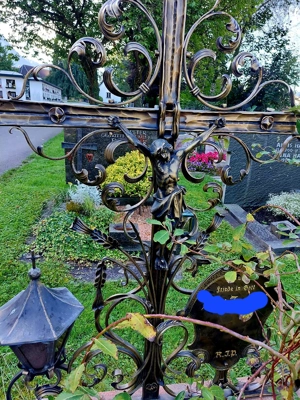 Grabkreuz zu verkaufen 