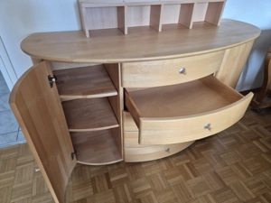 Wohnwand, Sideboard, höhenverstellbarer Couchtisch, Couch Bild 3