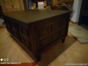 Echte spanische Truhe Vollholz dunkelbraun