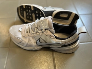 Schuhe Nike Asics Leder Bild 8