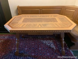 Vollholzesstisch mit Einlegearbeiten (Intarsien) Bild 2