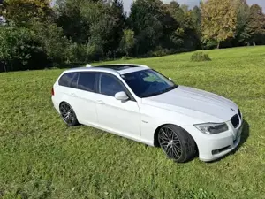 BMW 316d Touring Kombi weiss Bild 3