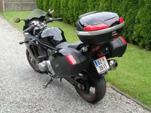 Motorrad Suzuki GSX 650 Bild 5