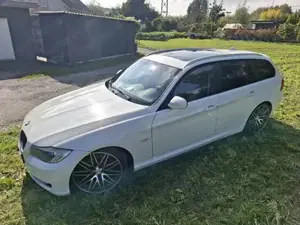 BMW 316d Touring Kombi weiss Bild 10