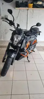 Ktm Duke 390  Bild 9