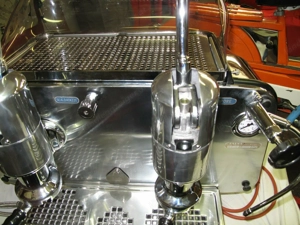 Faema President 2 Brühgruppen restauriert Bild 9