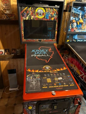Guns N' Roses Limited Edition Pinball Flipper Bild 2