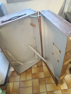 Alter Überlandkoffer Bild 2