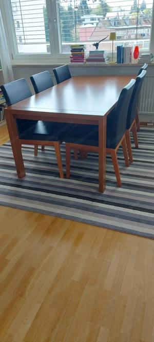 Esstisch + 8 Stühle Bild 2