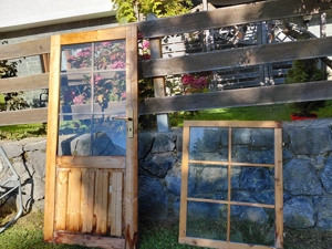 Alte Tür und altes Fenster 