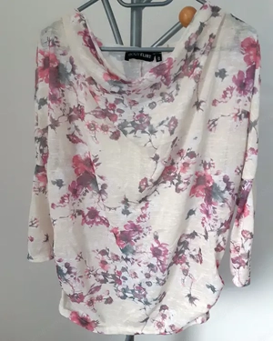 Diverse Westen, Damenbluse, Pulli Gr. 36 - 38, Shirt, Weste, Strickjacke, Damenjacke, Jacke, Bluse Bild 10