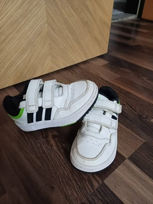 Adidas Sneaker gr. 28