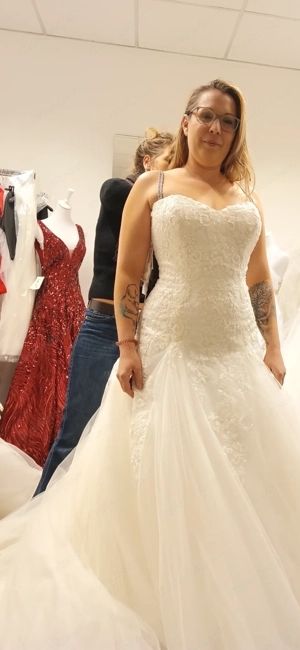Hochzeitskleid Prinzessin  Bild 2