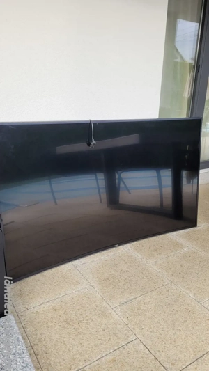 Curved TV Gerät