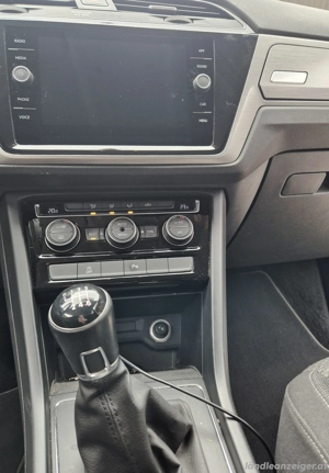 VW Touran  Bild 9