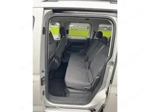 VW Caddy Bild 15