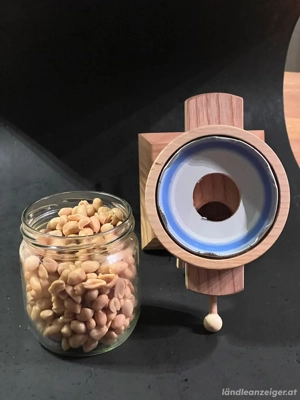 Nüssle - Spender Bild 2