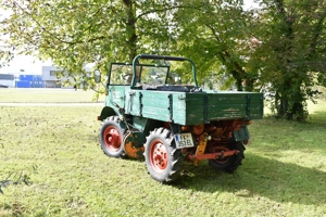 Mercedes Benz Unimog 411 Bild 10