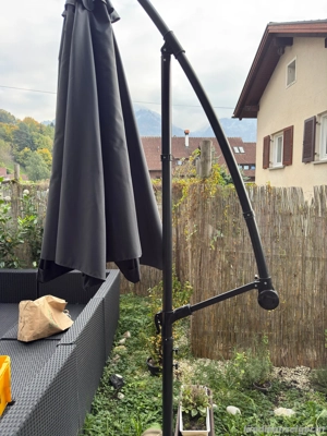Ampelschirm für Garten oder Terrasse Bild 6