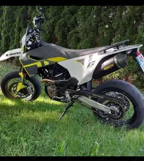 Husqvarna 701 Supermoto Bild 5