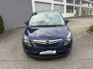 Opel Zafira 2012 Bild 2