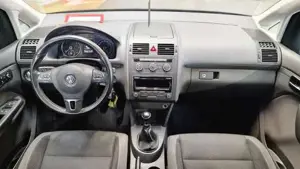 Volkswagen Touran Bild 17