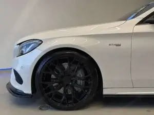 Mercedes-Benz C 43 AMG Bild 3
