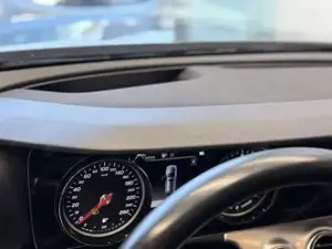 Mercedes-Benz E 300 Bild 13