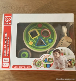 Hape Walk Along Snail