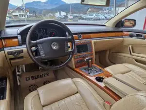 Volkswagen Phaeton Bild 10