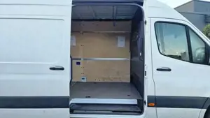 Mercedes-Benz  Bild 10