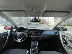 Toyota Auris Bild 9