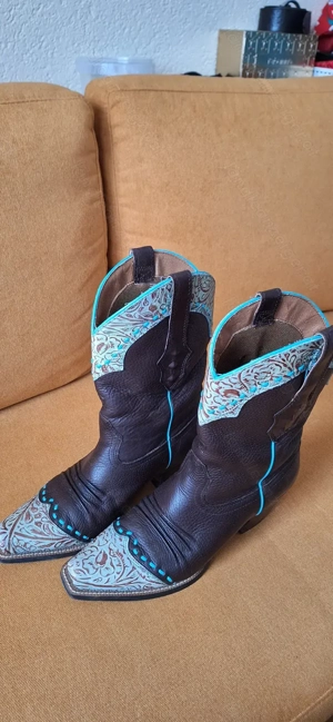 Cowboystiefel zweigarbig Bild 4