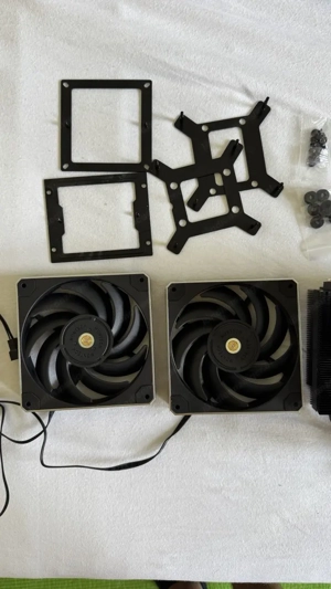 Montech CPU-Kühler mit Dual-Lüfter   vollständig & neuwertig Bild 3