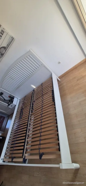 Beztgestell Ikea vollholz weiß mit Lattenrost Bild 2