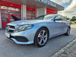 Mercedes-Benz E 220 Bild 10