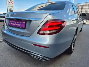 Mercedes-Benz E 220 Bild 17